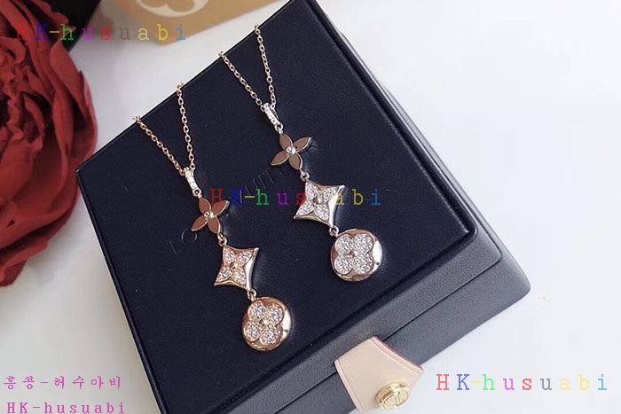 NEW 루이비통 목걸이 신상 LV 140771