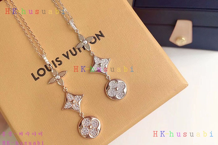 NEW 루이비통 목걸이 신상 LV 140771