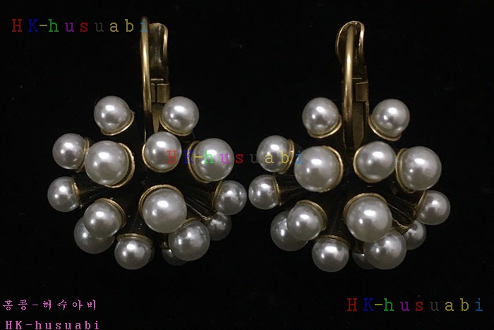 NEW 셀린느 귀걸이 신상 C 6772800