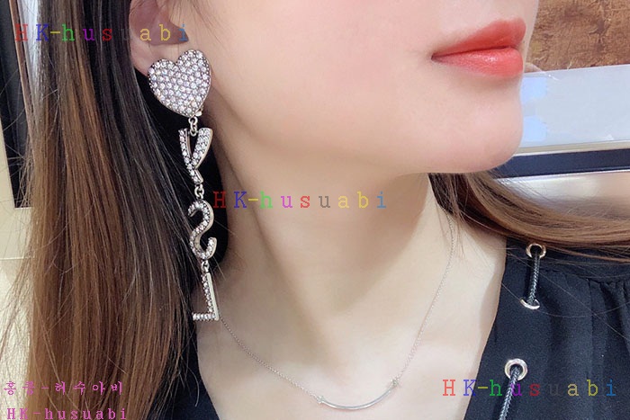 NEW 입생로랑 귀걸이 신상 SL 37580001
