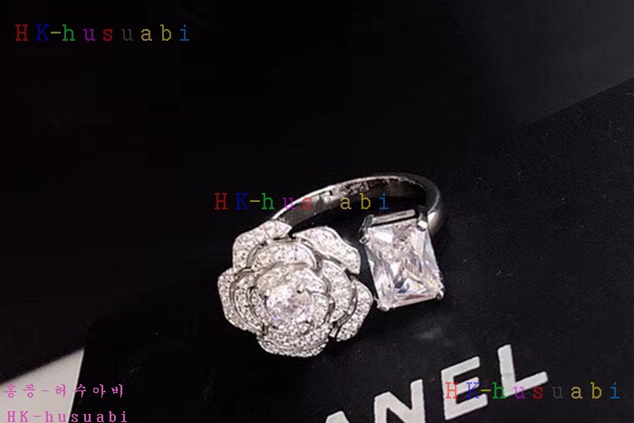 NEW 샤넬 반지 신상 CH 4018924