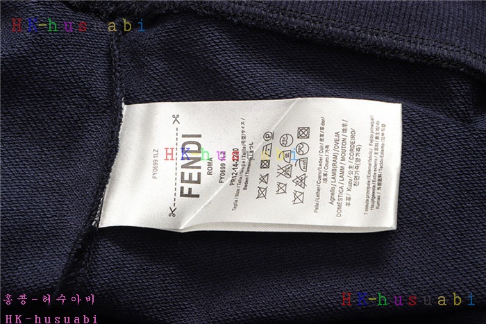 NEW 펜디 상의 신상 FD 721132