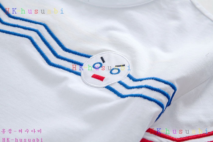 NEW 펜디 반팔티 신상 FD 721122