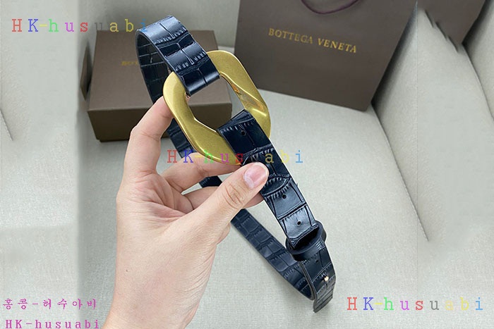 NEW 보테가베네타 벨트 신상 BV 672504