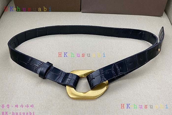 NEW 보테가베네타 벨트 신상 BV 672504