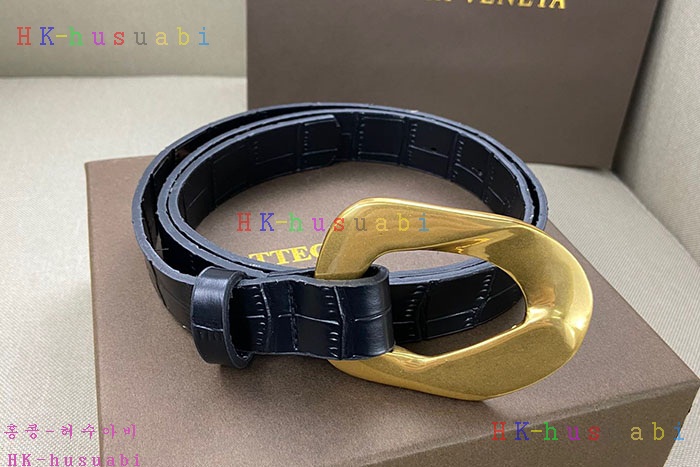 NEW 보테가베네타 벨트 신상 BV 672504