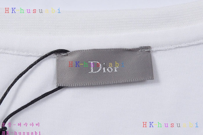 NEW 디올 반팔티 신상 DR 4382553