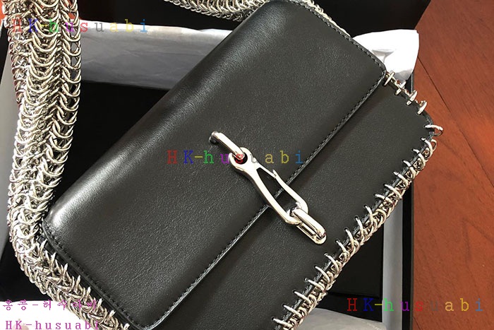 ★미러급★알렉산더왕 숄더 백  W 3172840