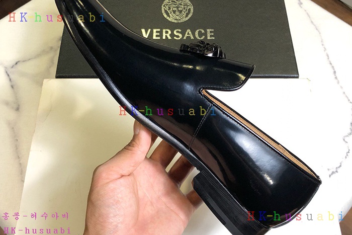 NEW 베르사체 신발 신상  V4235000