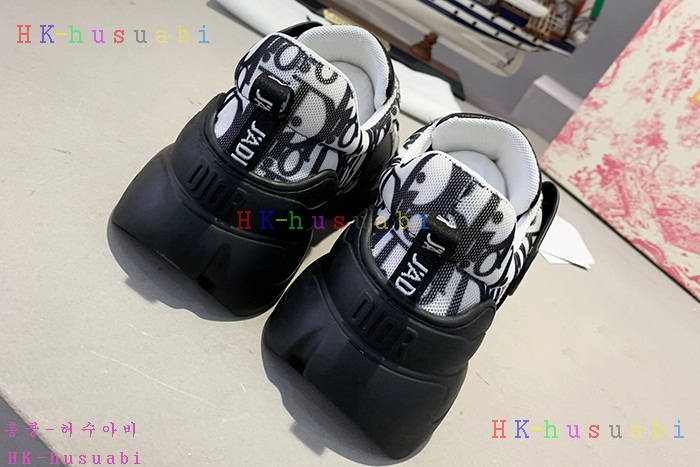NEW 디올 신발 신상 DR 735521