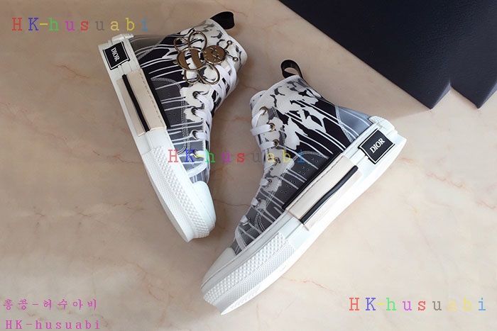 NEW 디올 신발 신상 DR 592405