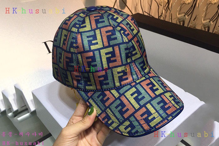 NEW 펜디 모자 신상 FD 724332