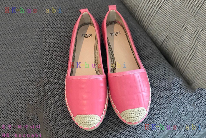 NEW 펜디 신발 신상  FD 667222