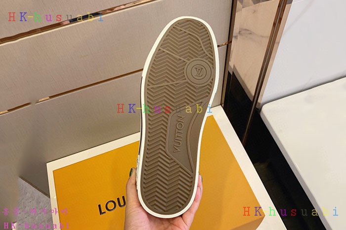 NEW 루이비통 신발 신상 LV 827551