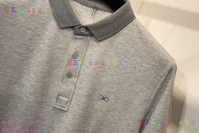 NEW 페라가모 반팔티 신상 F 7244410