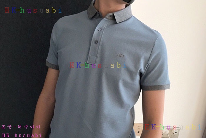 NEW 페라가모 반팔티 신상 F 7244411