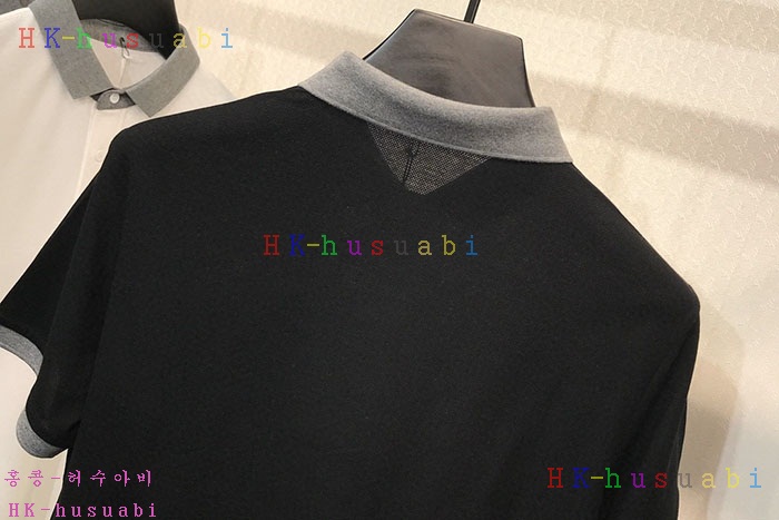 NEW 페라가모 반팔티 신상 F 7244411