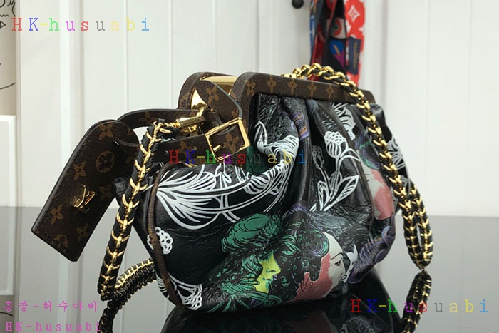 ★미러급★ 루이비통 부르시코 EW M56369