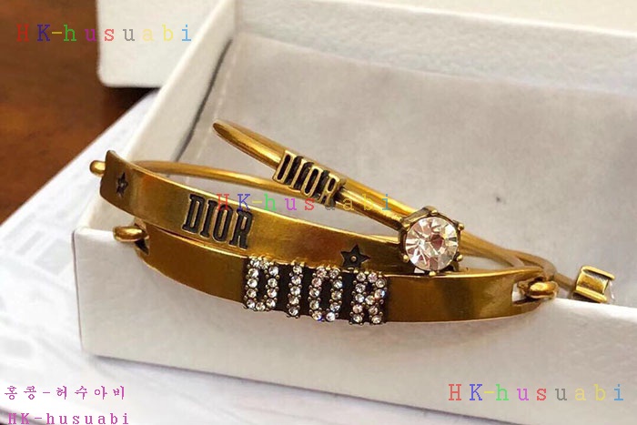 NEW 디올 팔찌 신상 DR 7140010