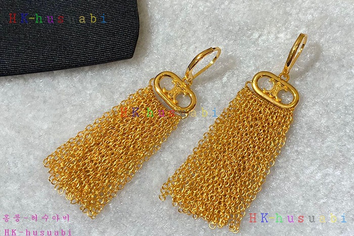NEW 셀린느 귀걸이  신상 C 3042213