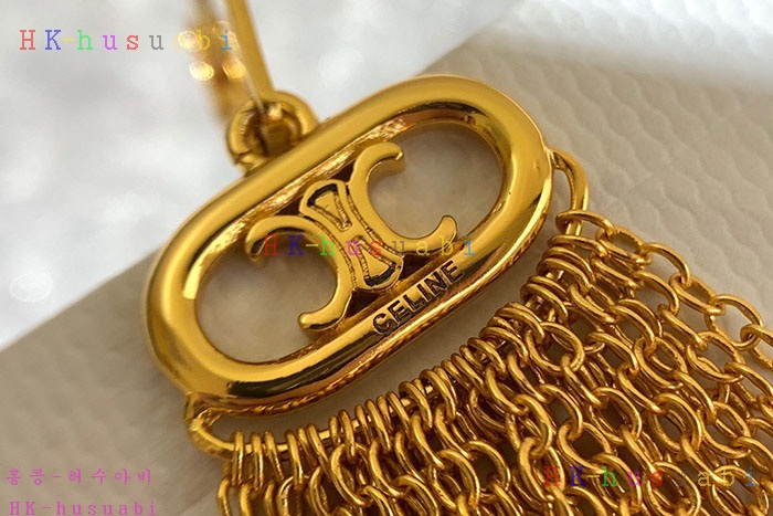 NEW 셀린느 귀걸이  신상 C 3042213