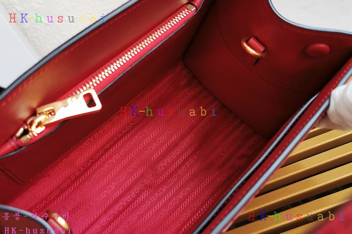 ★미러급★ 프라다 모노크롬 사피아노 토트백 P 1BA156-4 （2컬러)