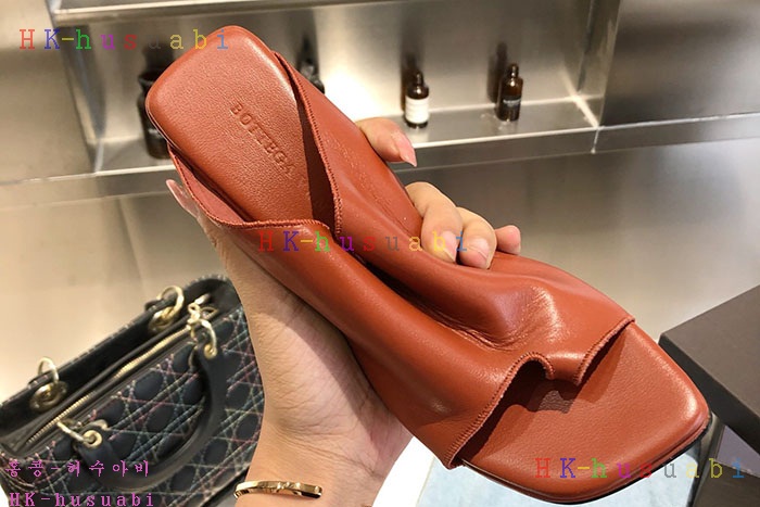 NEW 보테가베네타 신발 신상 BV 324010