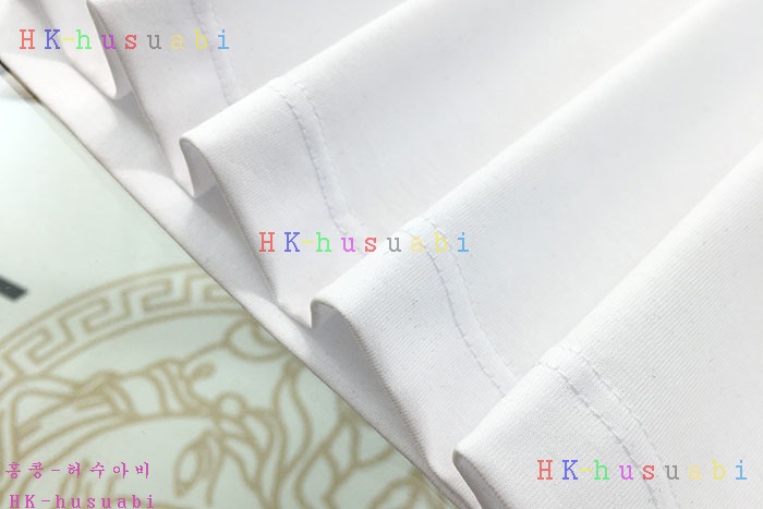 NEW 베르사체 반팔티 신상 V 447220