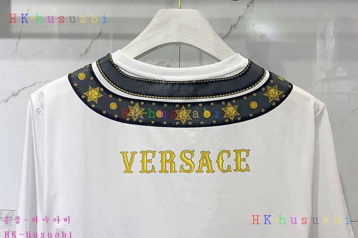 NEW 베르사체 반팔티 신상 V 447218