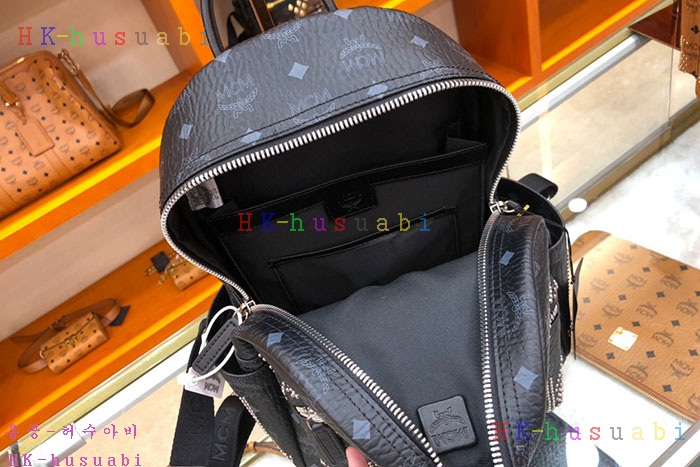 NEW 엠씨엠 백팩 신상 M 222422