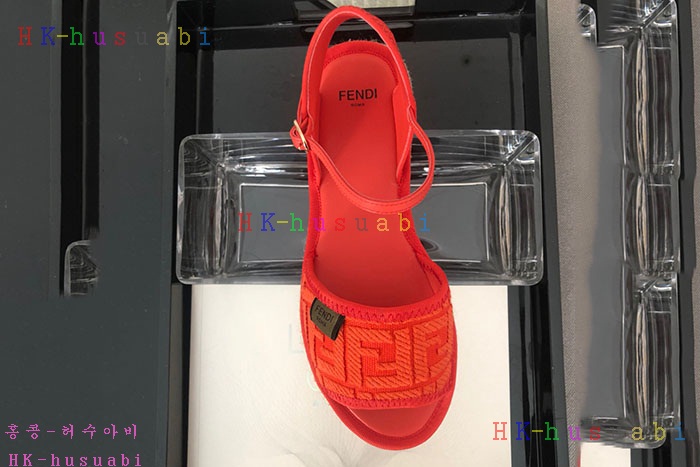NEW  펜디 신발 신상 FD 642558