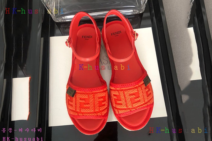 NEW  펜디 신발 신상 FD 642558