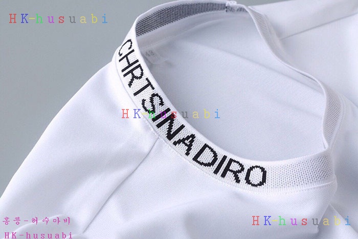 NEW 디올 반팔티 신상 DR 6733355