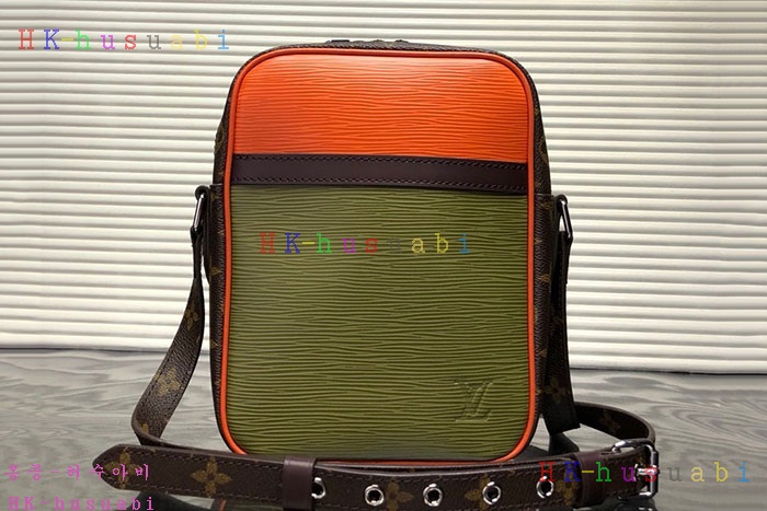 ★미러급★NEW 17F/W 신상 남성 다뉴브 크로스백 M53423