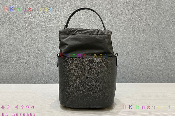 ★미러급★ 메종 마르지엘라 5AC 버킷백  M330511