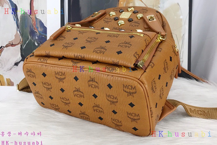 NEW 엠씨엠 백팩 신상 M 4233670