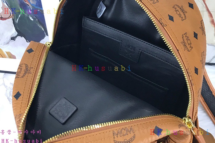NEW 엠씨엠 백팩 신상 M 4233670