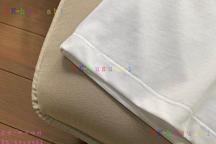 NEW 펜디 반팔티 신상 FD 324220