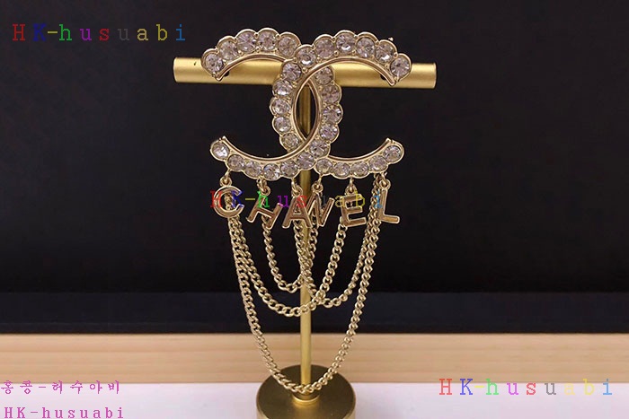 NEW 샤넬 브로치 신상 C 557315