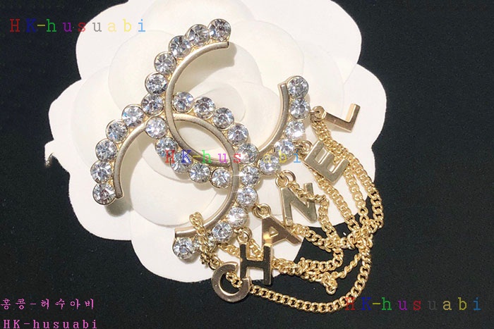 NEW 샤넬 브로치 신상 C 557315