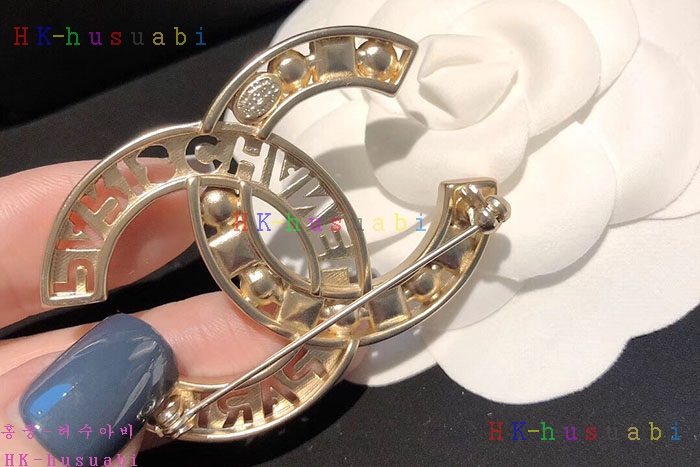 NEW 샤넬 브로치 신상 C 557324