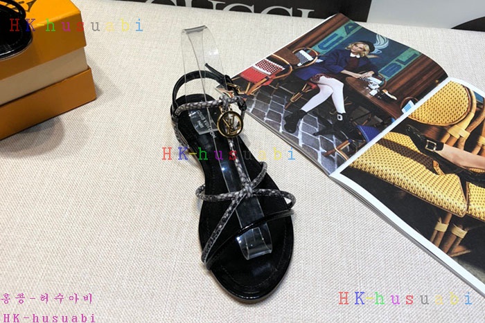 NEW 루이비통 여성용 신발 LV 557281