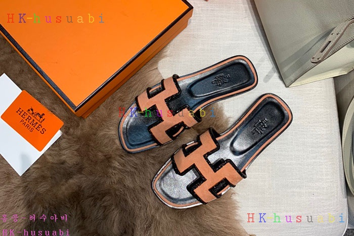 NEW 에르메스 여성용 슬리퍼 H555733