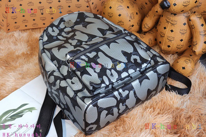 NEW 엠씨엠 백팩 신상 M 3338507