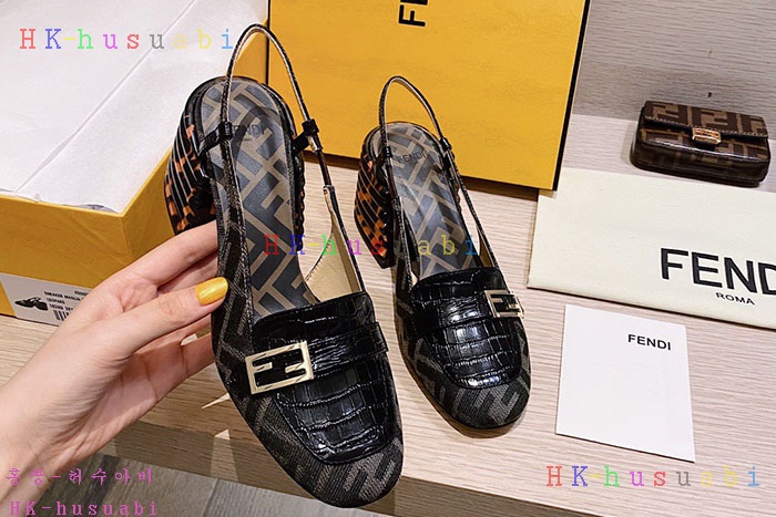 NEW 펜디 신발 신상 FD5466652