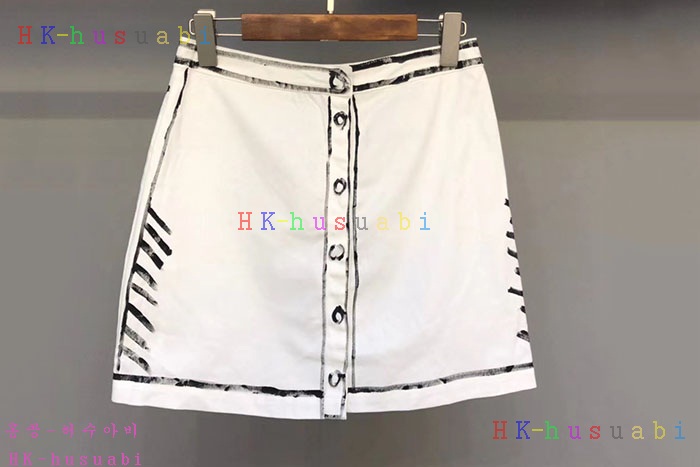 NEW 펜디 치마 신상 FD785892