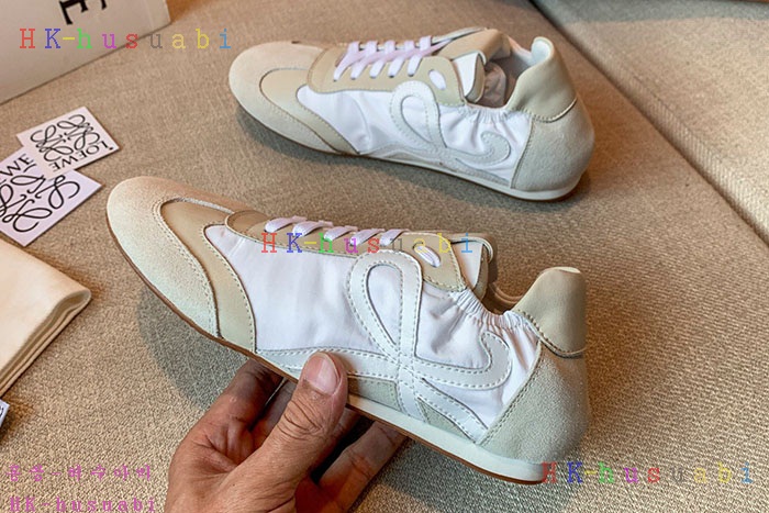 NEW 로에베 남여공용 스니커즈 L825523