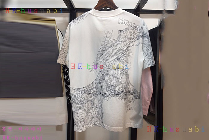 NEW 루이비통 반팔티  LV 247745