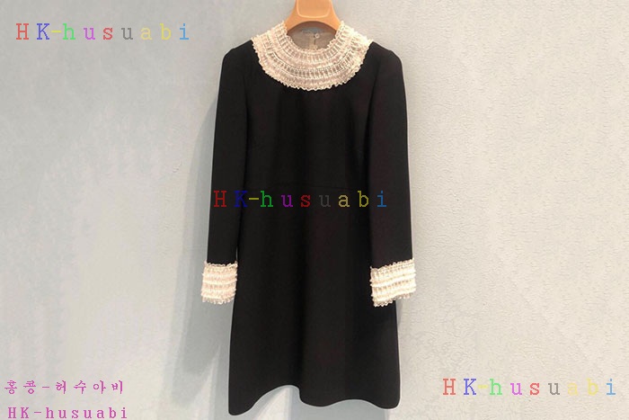 NEW 미우미우 원피스 신상 M 35291