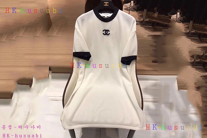NEW 샤넬 반팔티 신상 C 474478